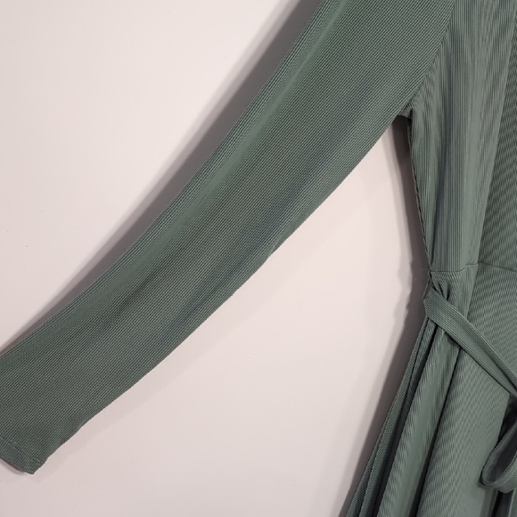 SO | Minimalist Teal Ribbed Long Sleeve Mini A-line Ruffle Dress Size L - Picture 4 of 8